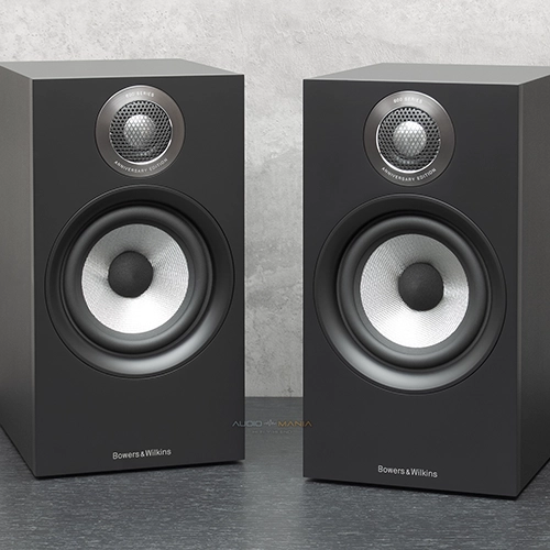 Parlantes Bowers & Wilkins 607 S2